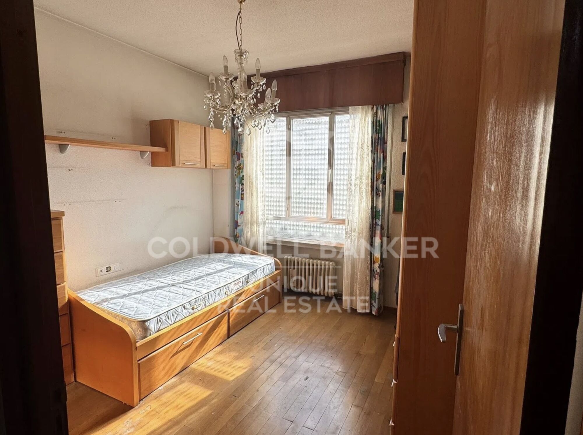 Apartment to renovate in Chamberí, Madrid