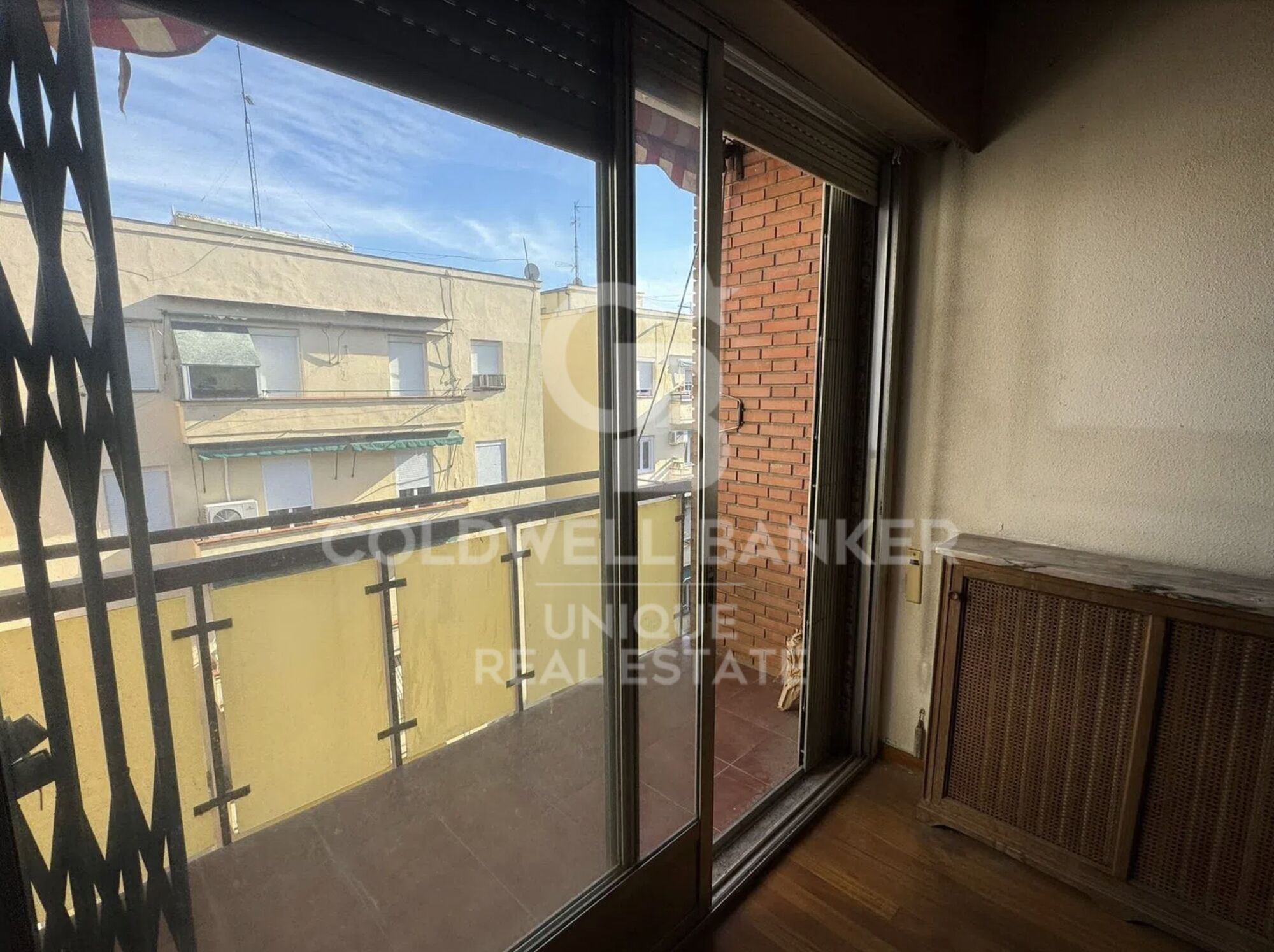 Apartment to renovate in Chamberí, Madrid