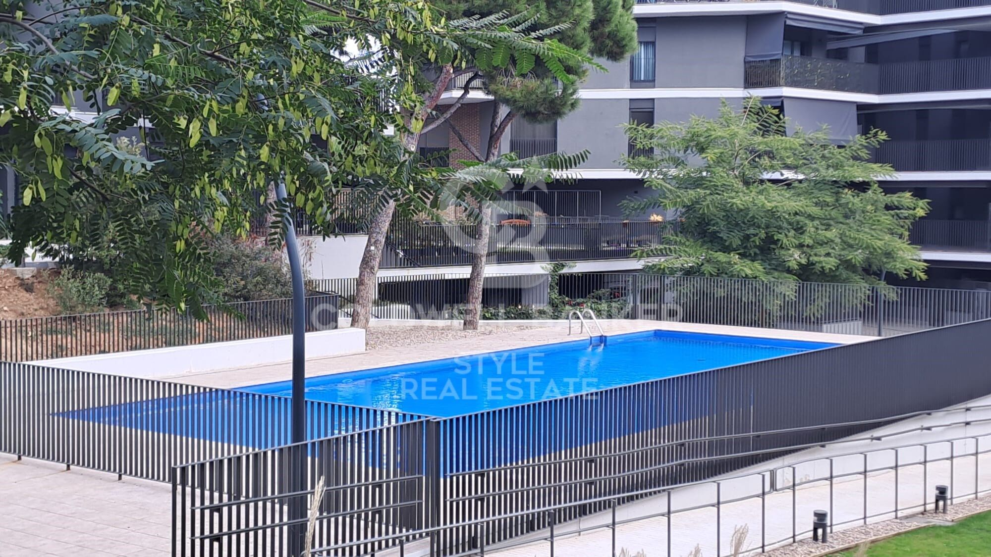 Pis per estrenar amb piscina comunitària