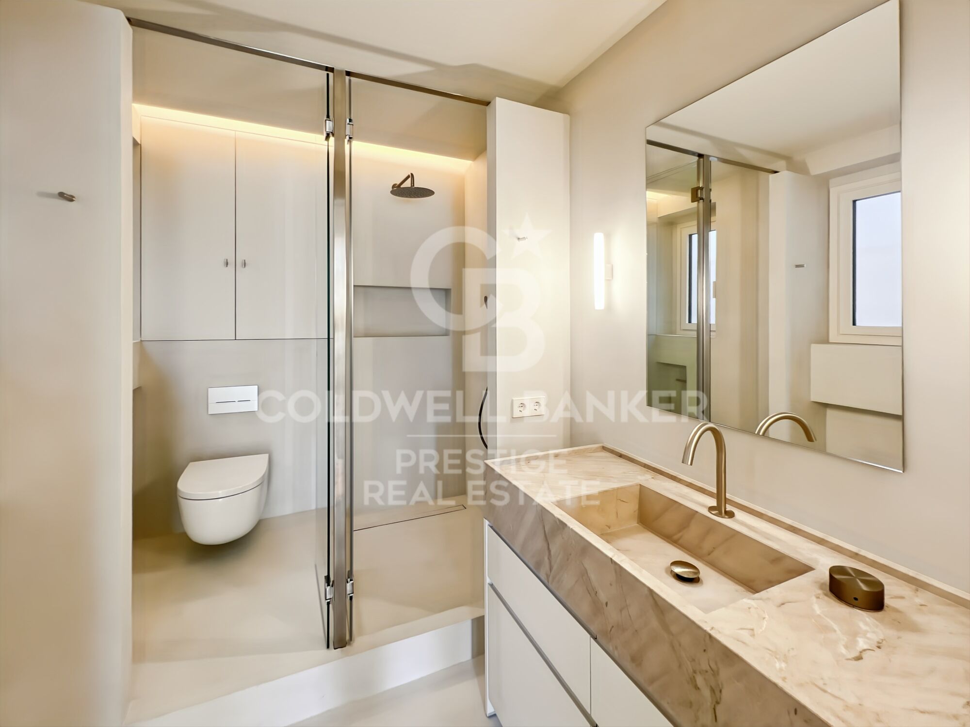 Flat 4 Bedrooms Sale Barcelona