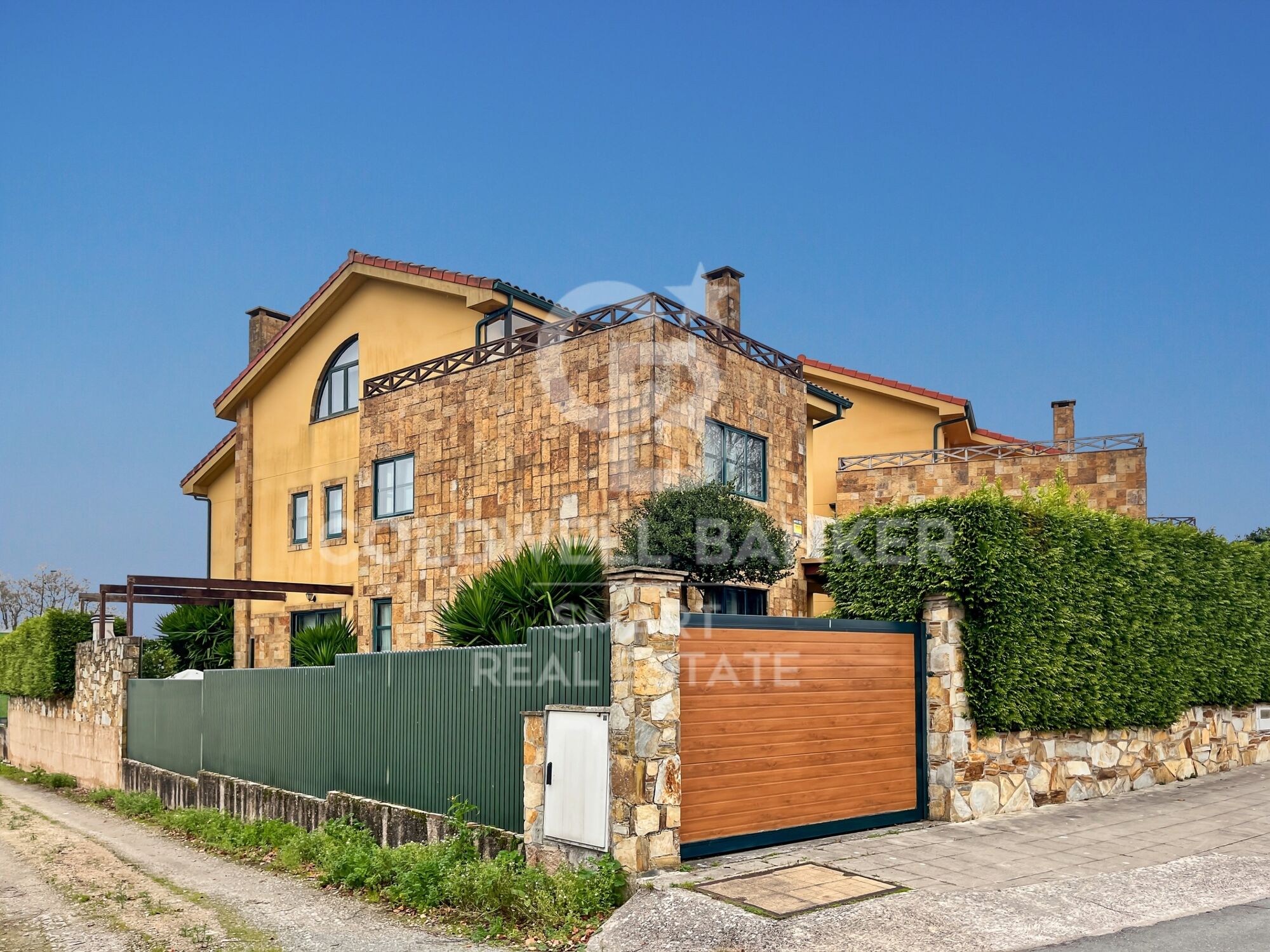 Chalet 4 Bedrooms Sale Oleiros