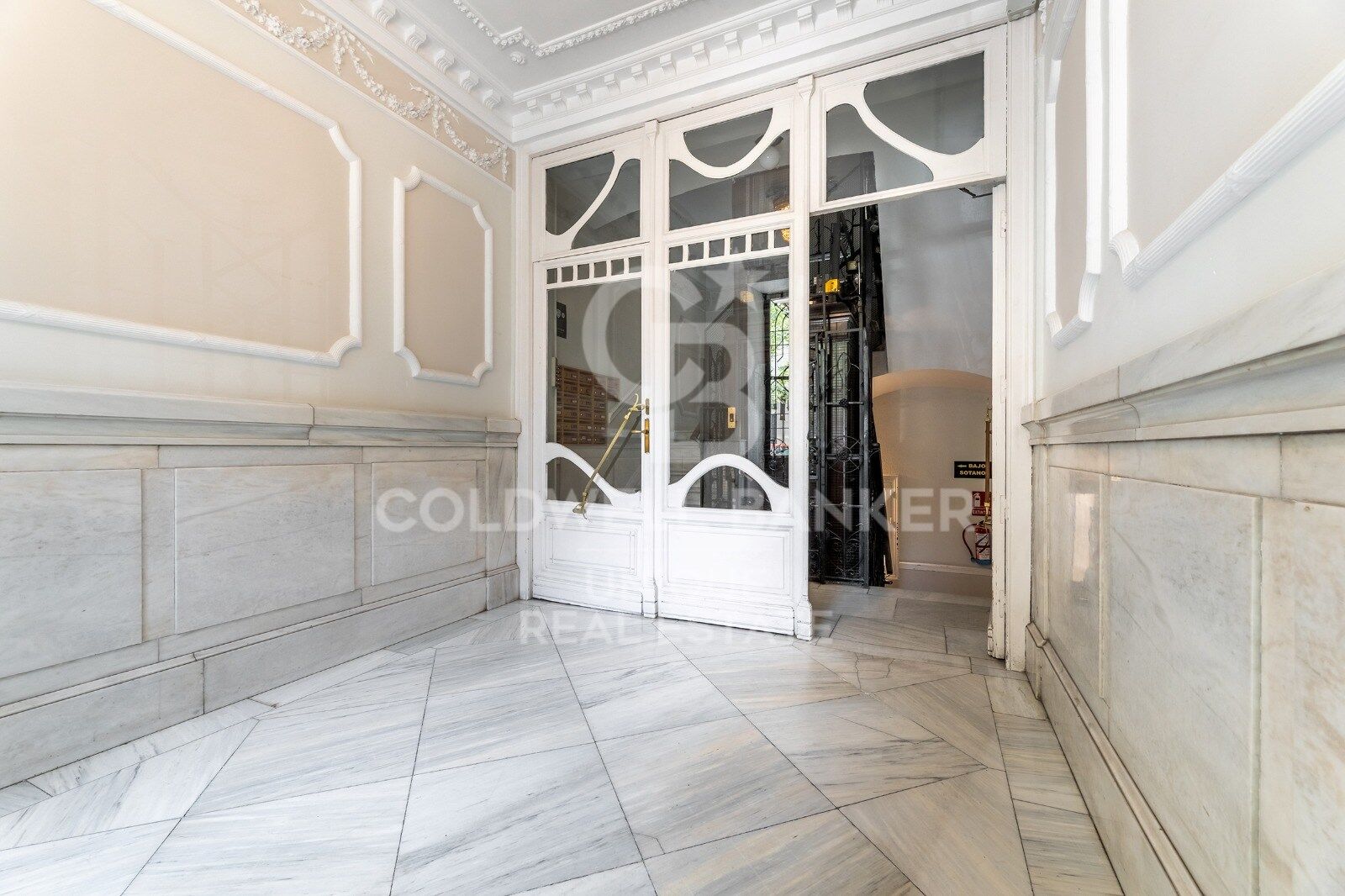 Piso exterior reformado en Castellana, Madrid