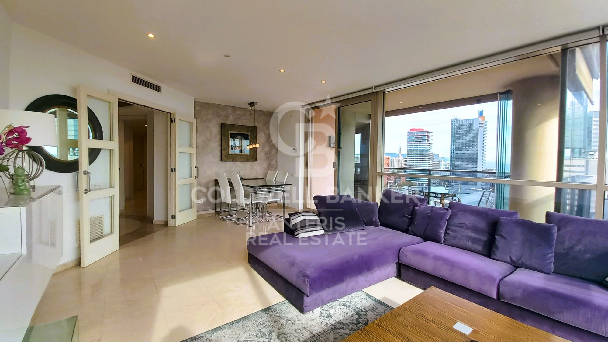 Housing with unobstructed views and common areas