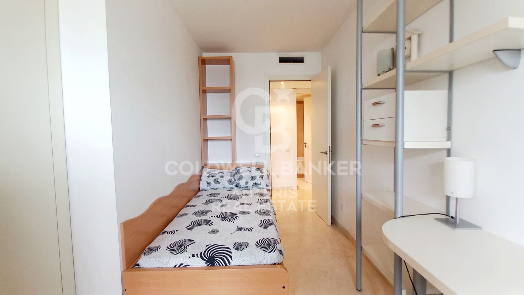 Vivienda con vistas despejadas y zonas comunes