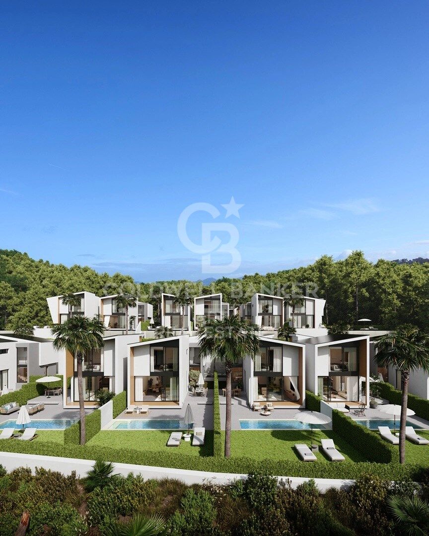 Complexe exclusif de villas indépendantes de 3 et 4 chambres situé à 500 mètres de la plage et entouré de forêts luxuriantes.