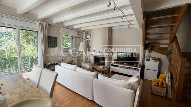 Town House 4 Bedrooms Rent Ordino