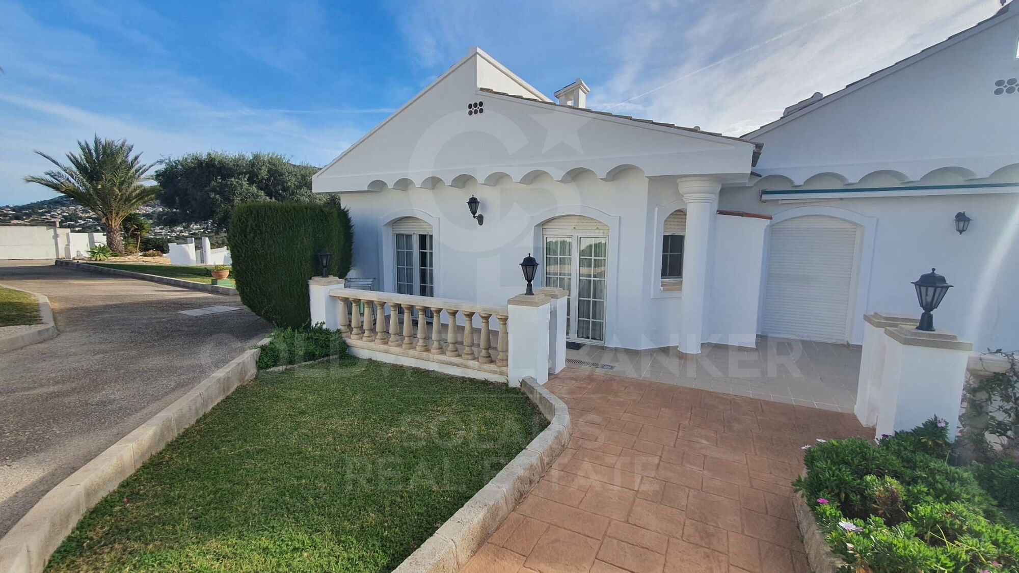 Chalet Adosado en exclusiva urbanización de Moraira