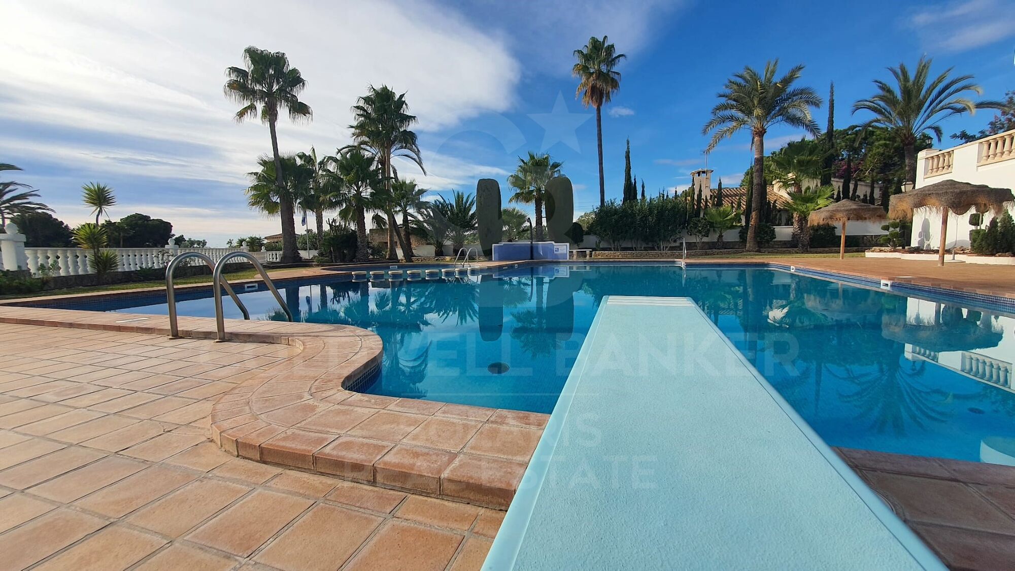 Chalet Adosado en exclusiva urbanización de Moraira