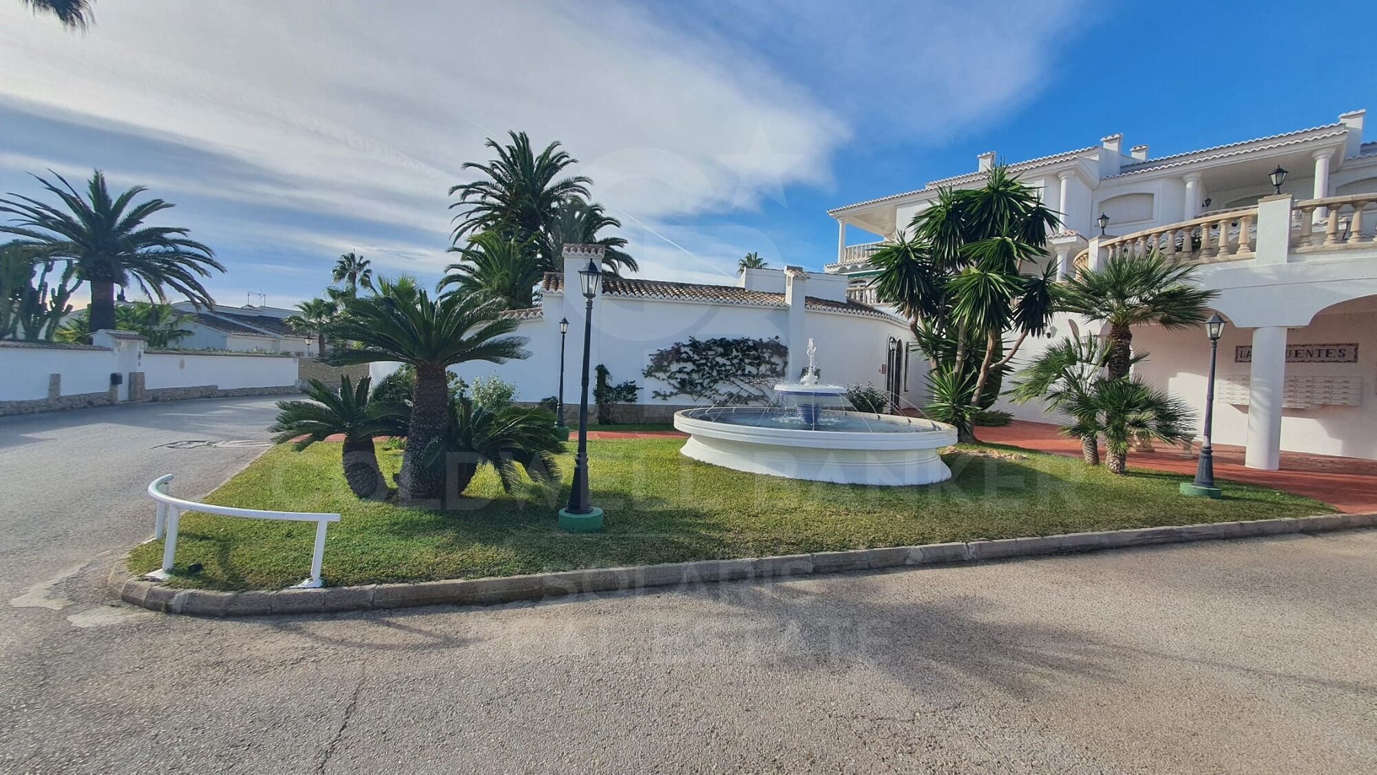 Semi-detached villa in exclusive urbanisation of Moraira