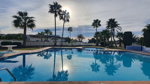 Chalet Adosado en exclusiva urbanización de Moraira