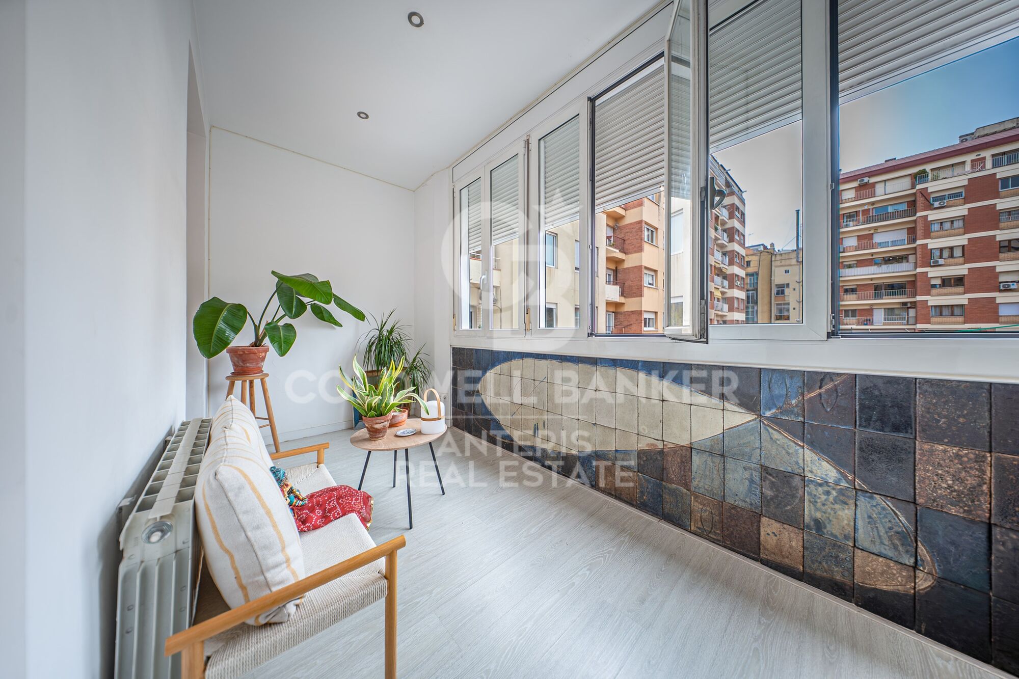 Piso en finca clasica con dos dormitorios dobles