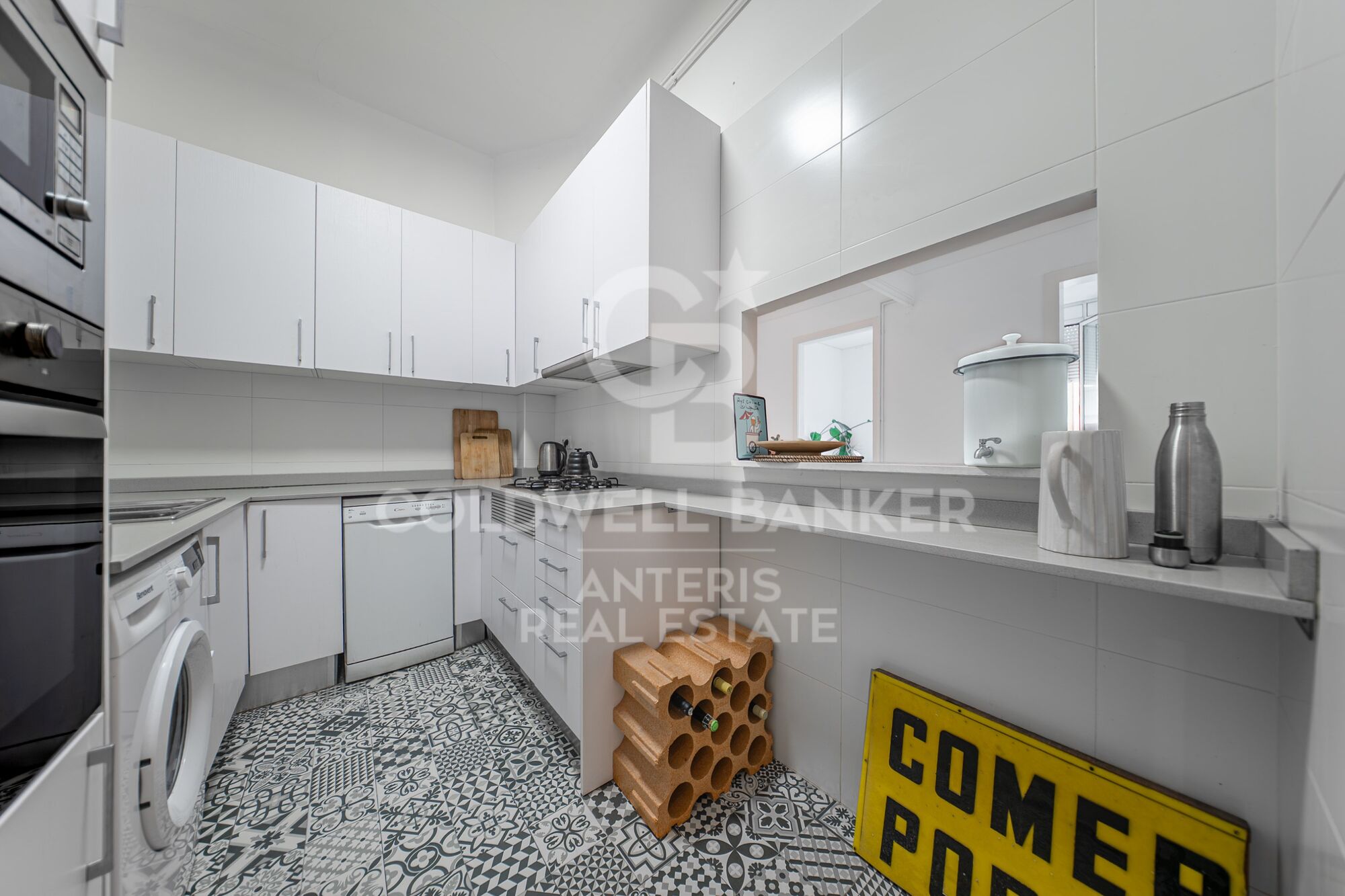 Piso en finca clasica con dos dormitorios dobles