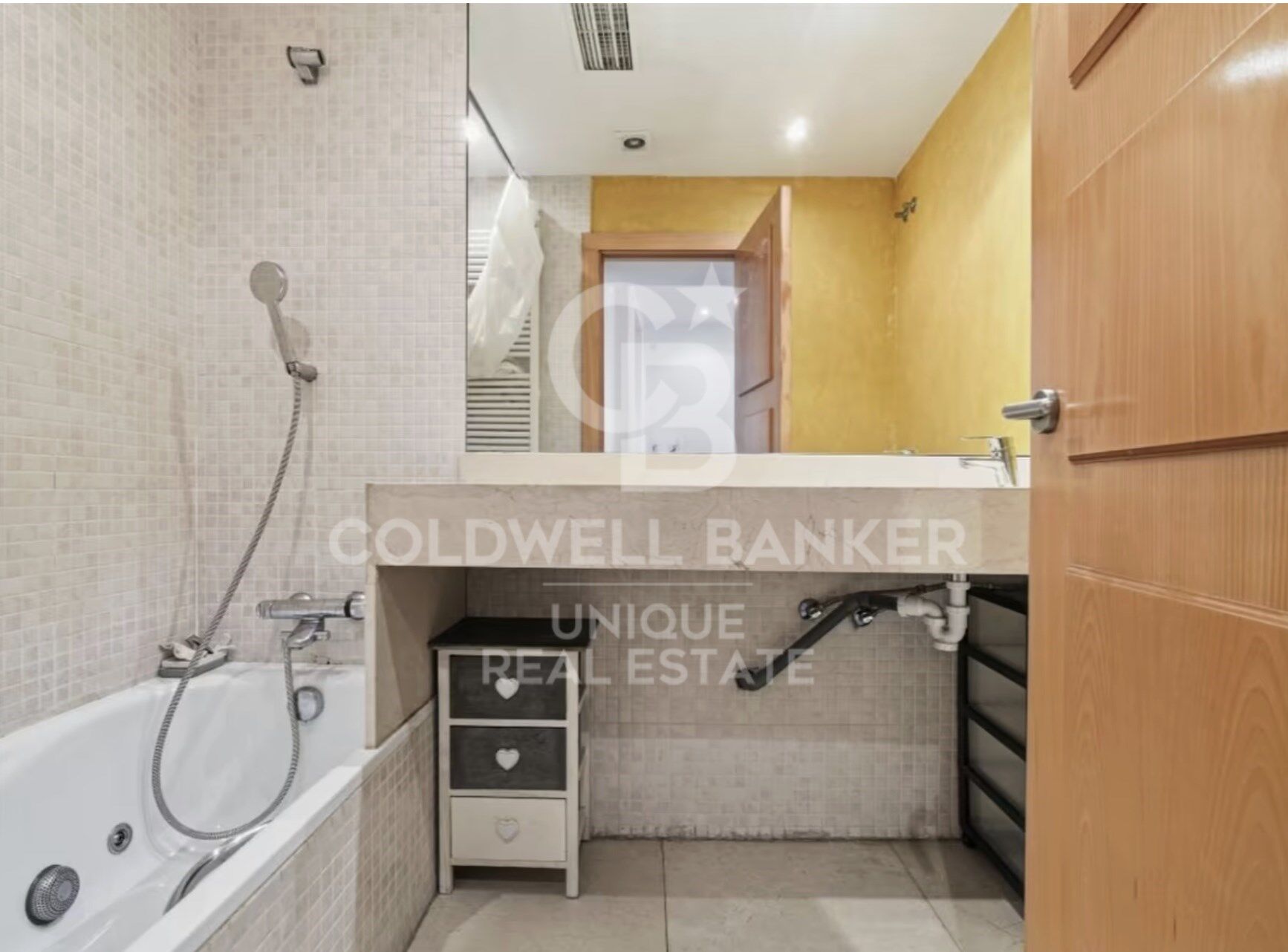 Appartement extérieur avec 4 balcons au centre de Madrid