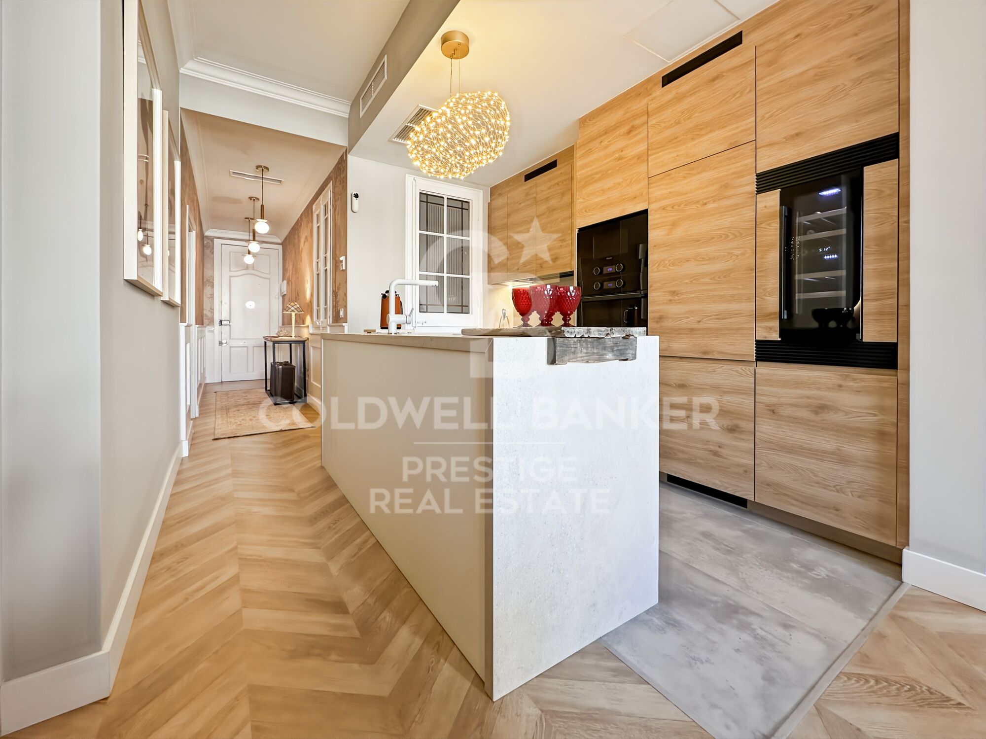 Exclusiva vivienda de 100 m² en finca regia en Enrique Granados con París, Barcelona