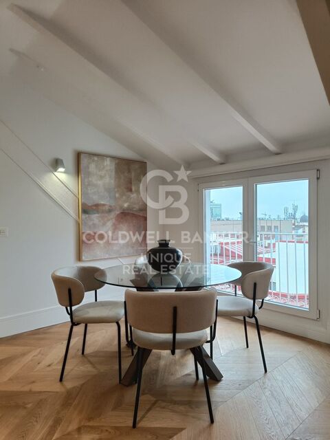 Penthouse with terrace in Castellana, Madrid