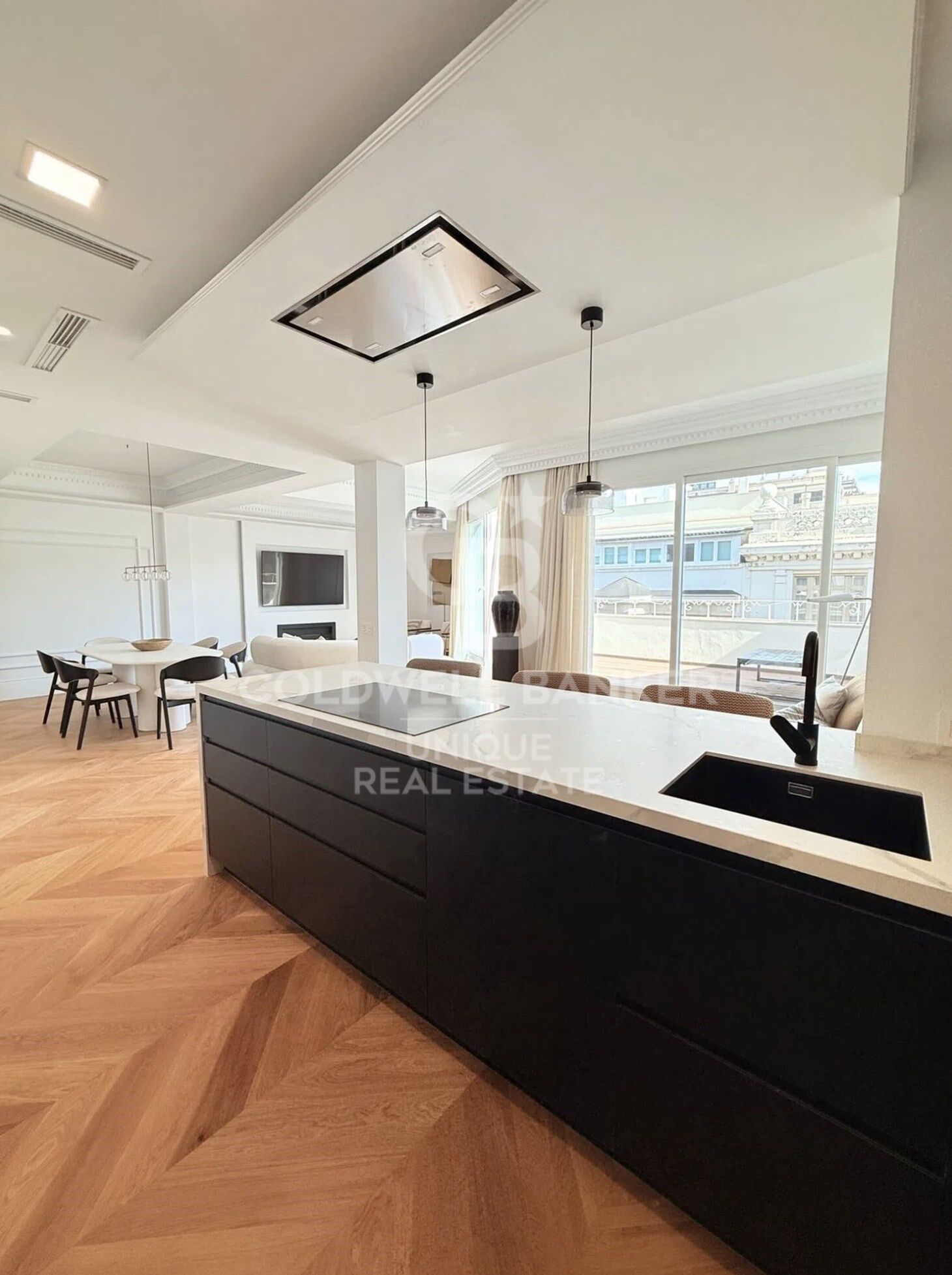 Penthouse rénové avec terrasse à Castellana, Madrid