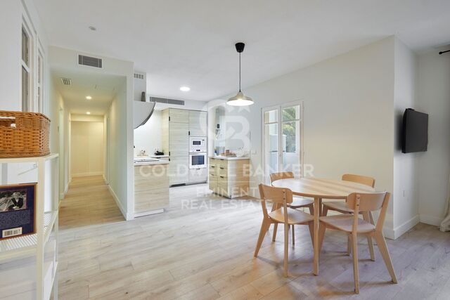 Flat 4 Bedrooms Sale Barcelona