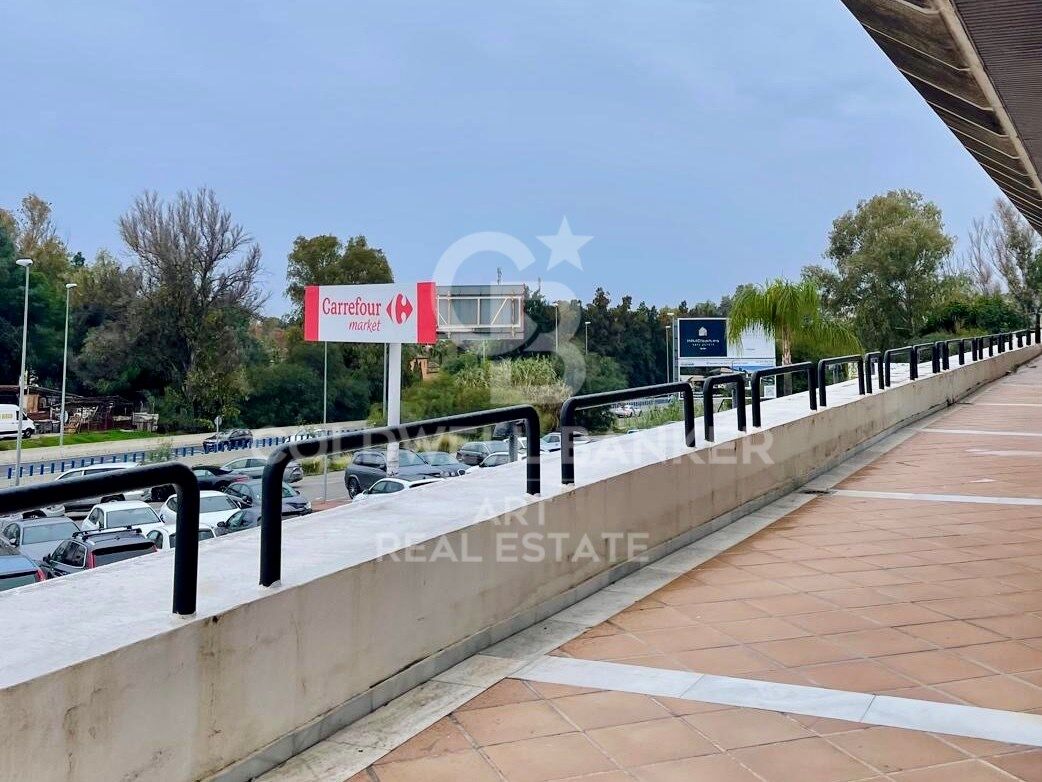Local comercial en venta en Guadalmina Alta, Marbella