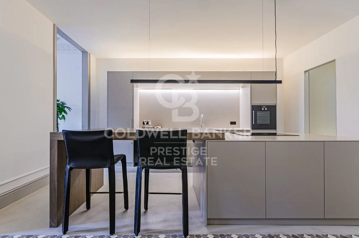 Appartement moderniste avec terrasse orientée sud-ouest