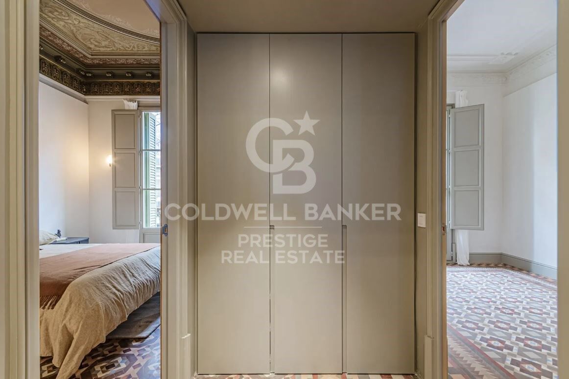 Appartement moderniste avec terrasse orientée sud-ouest