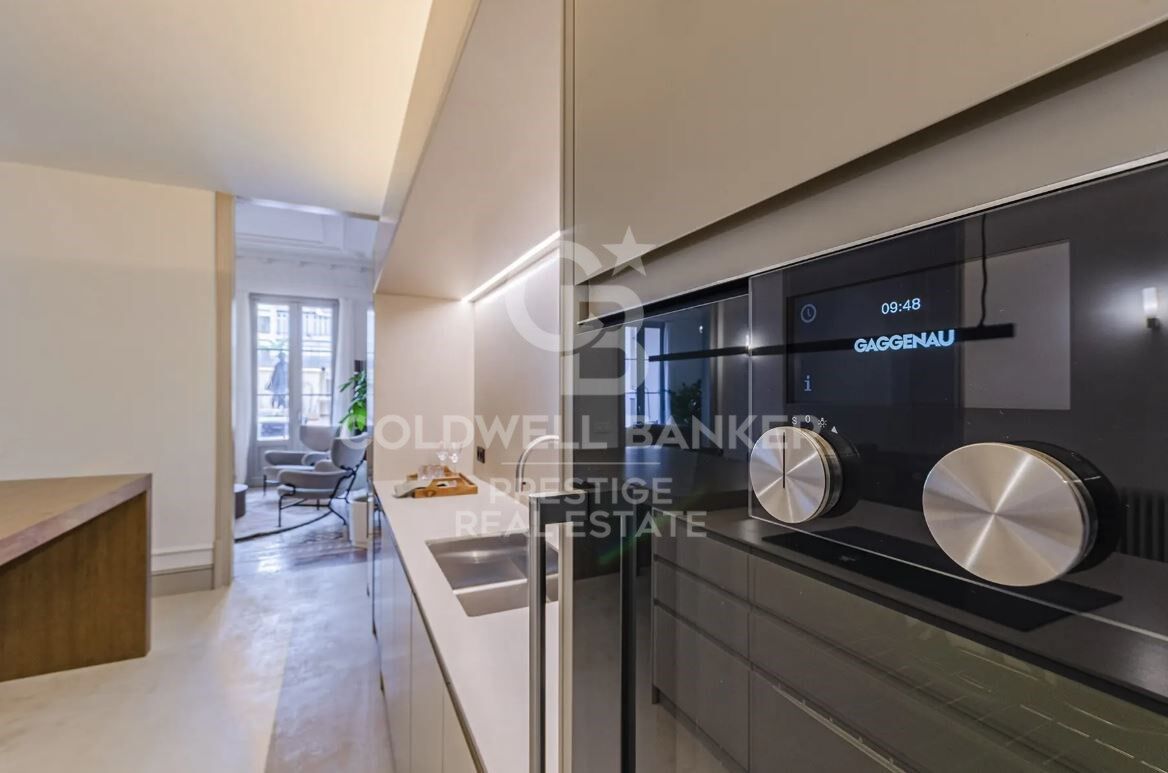Appartement moderniste avec terrasse orientée sud-ouest