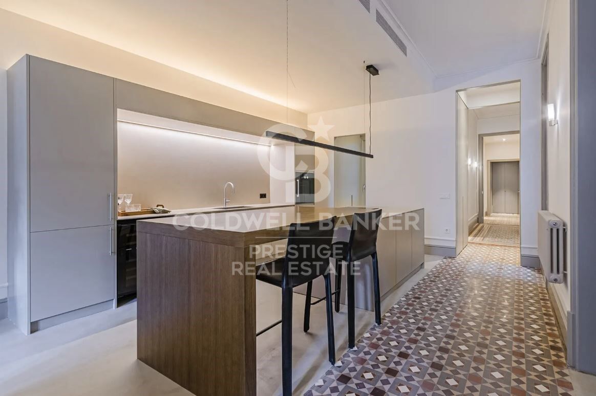 Appartement moderniste avec terrasse orientée sud-ouest