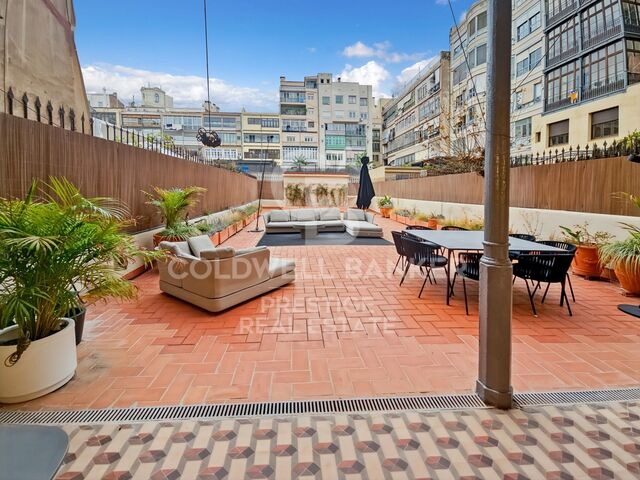 Modernist flat with southwest facing terrace