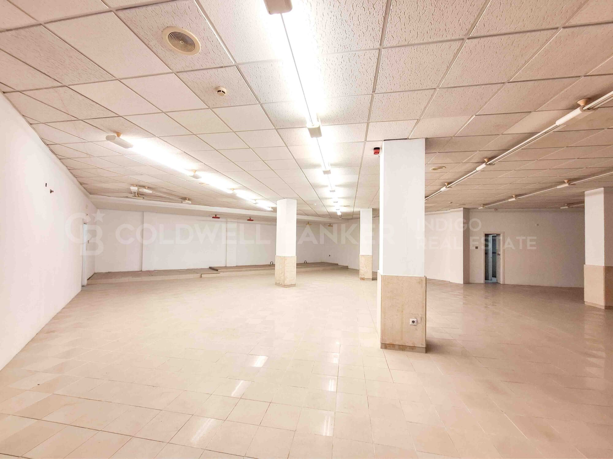Amplio local comercial en el centro de Pontevedra