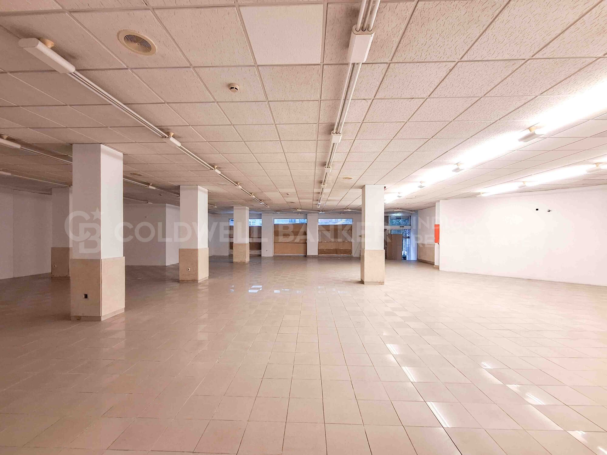 Amplio local comercial en el centro de Pontevedra
