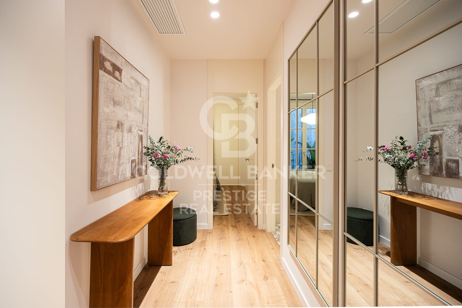 Appartement rénové à vendre près de la rue Enric Granados