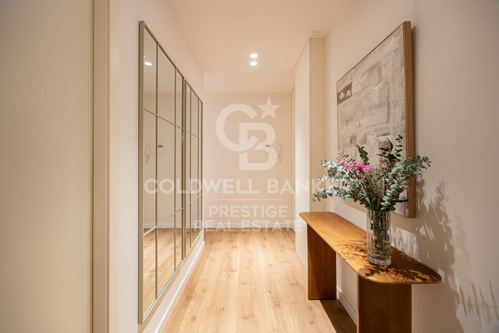 Appartement rénové à vendre près de la rue Enric Granados