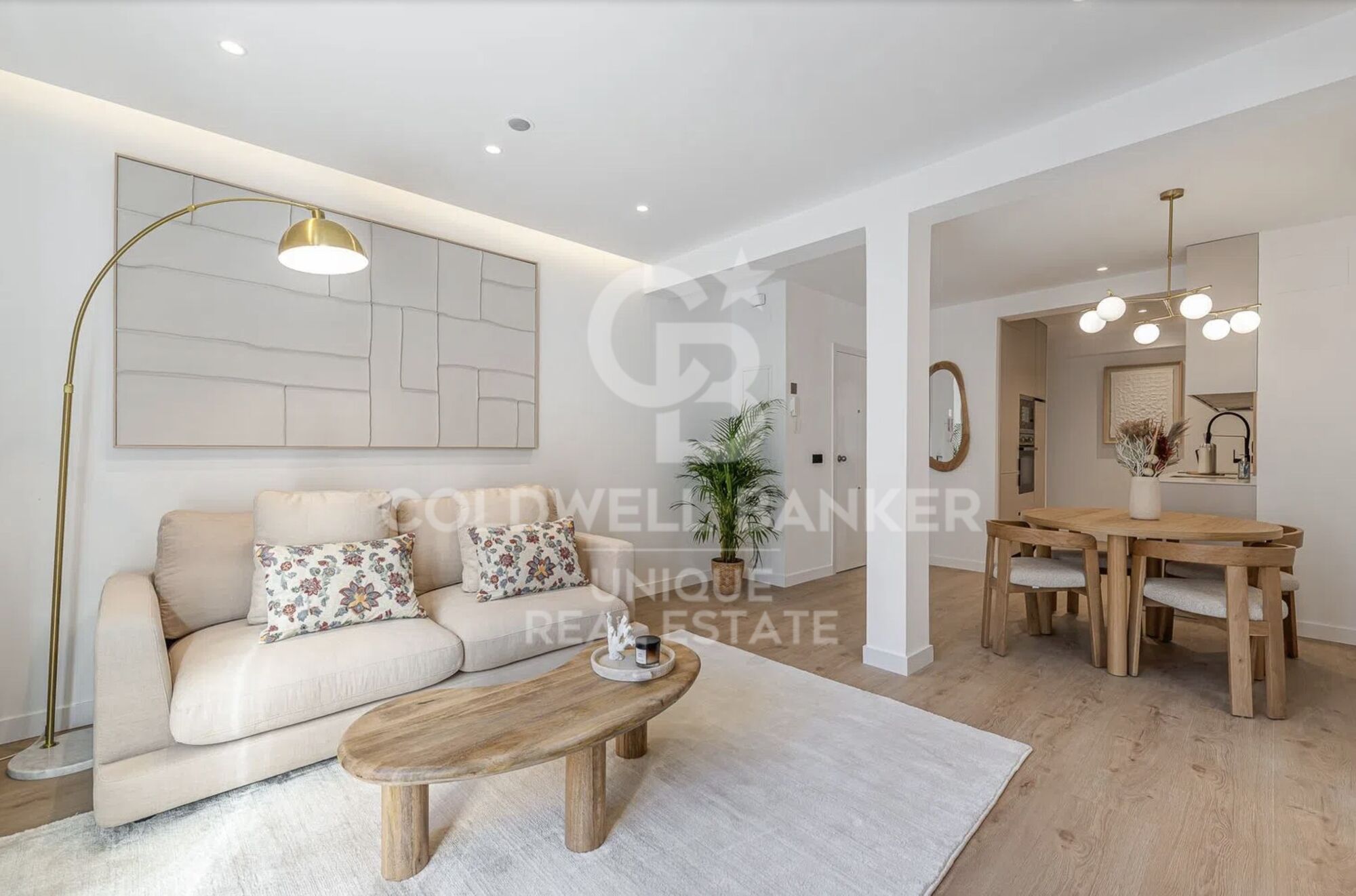 Appartement extérieur rénové au centre de Madrid