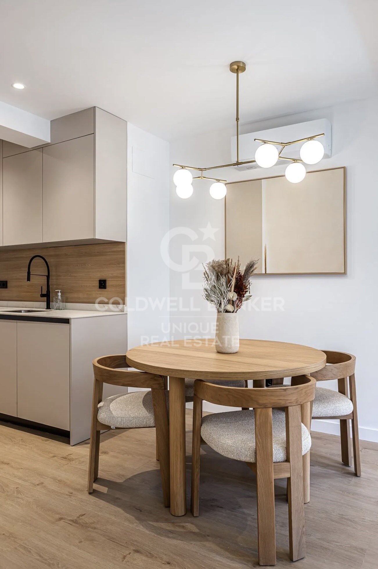 Appartement extérieur rénové au centre de Madrid