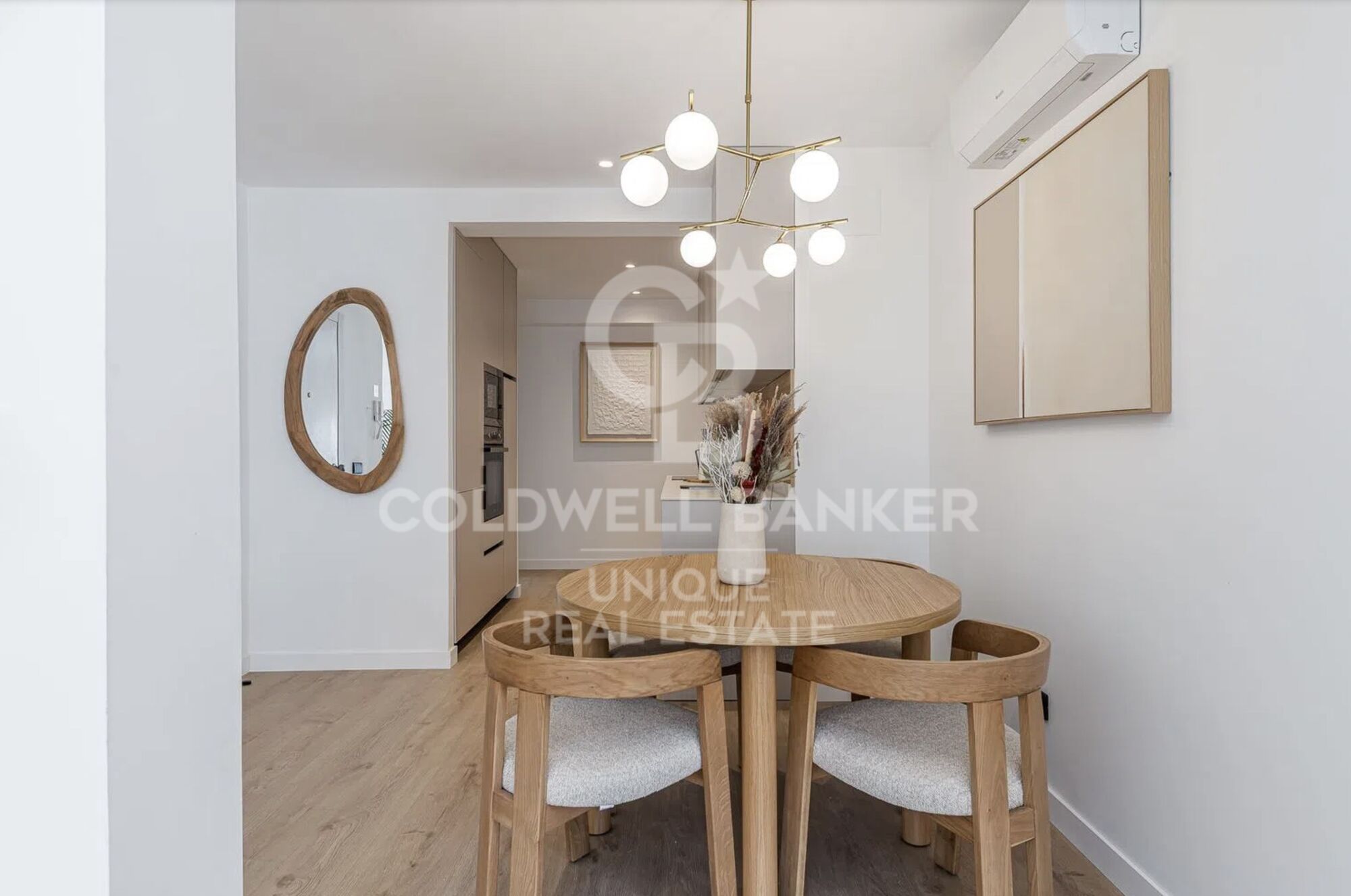 Appartement extérieur rénové au centre de Madrid