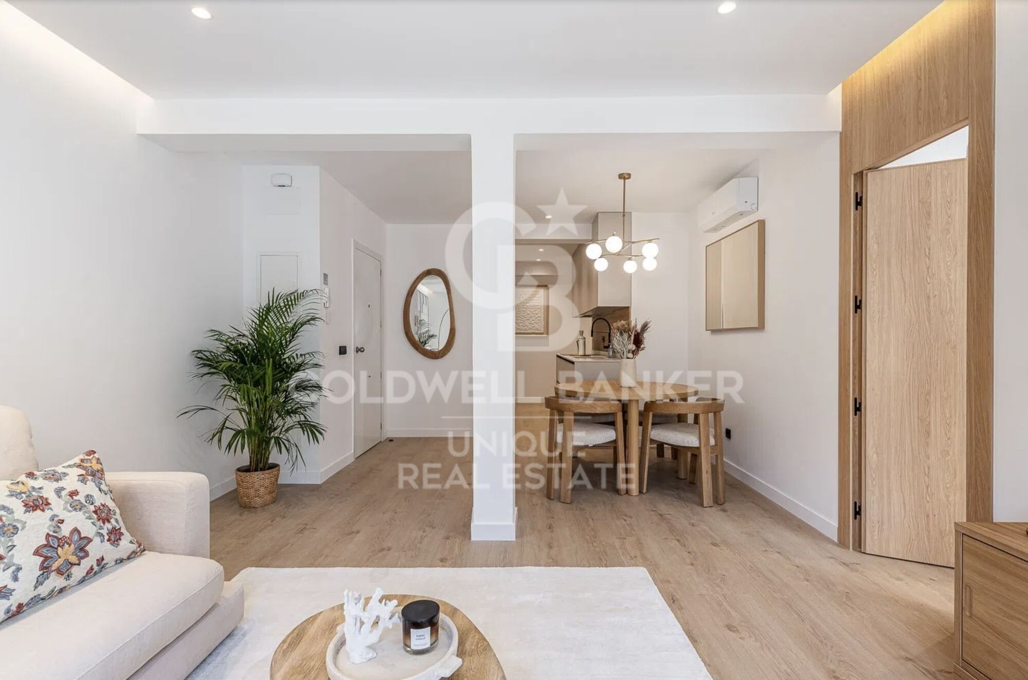 Appartement extérieur rénové au centre de Madrid