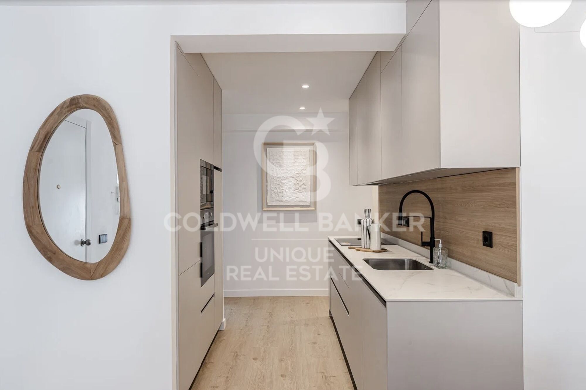 Appartement extérieur rénové au centre de Madrid