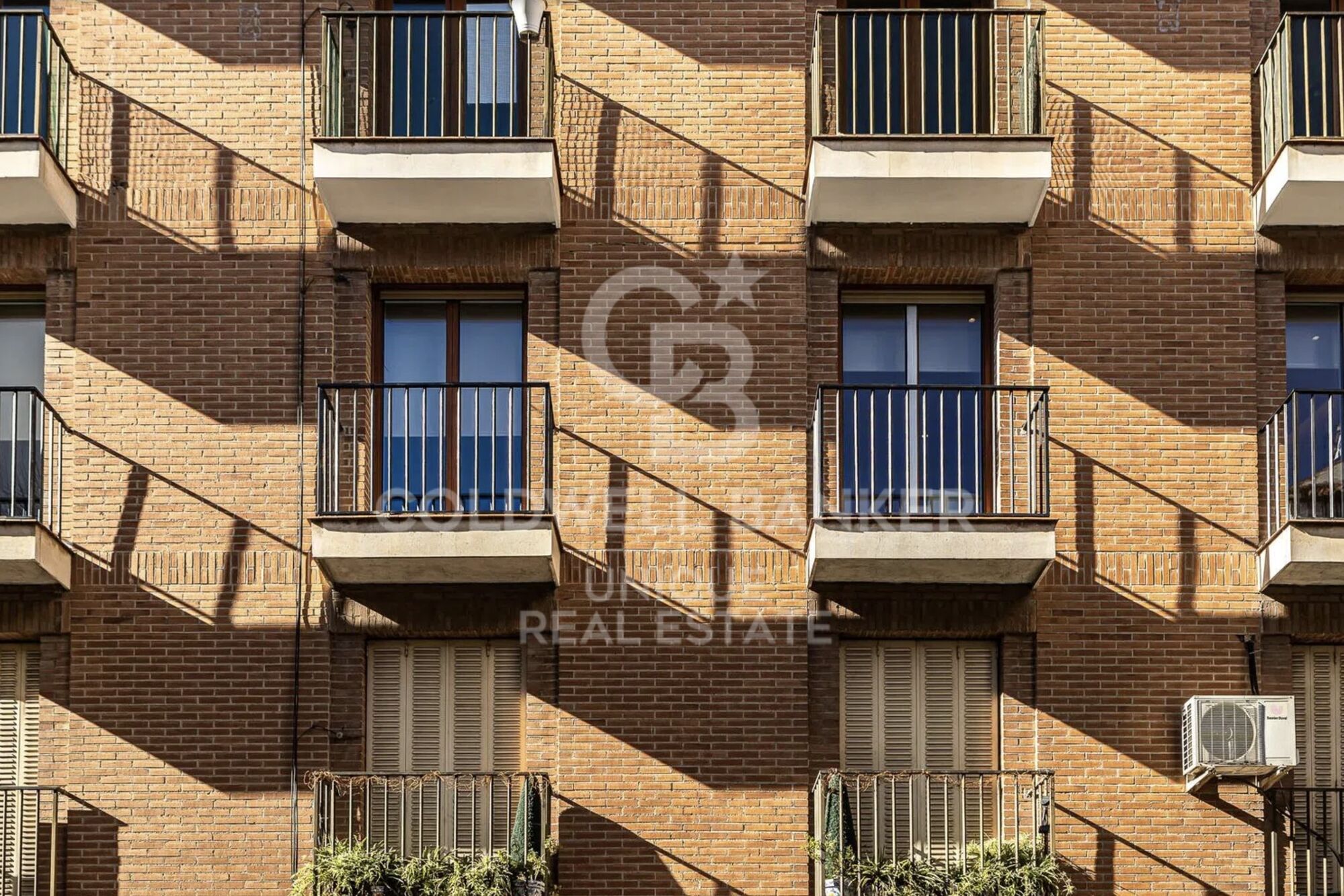 Appartement extérieur rénové au centre de Madrid