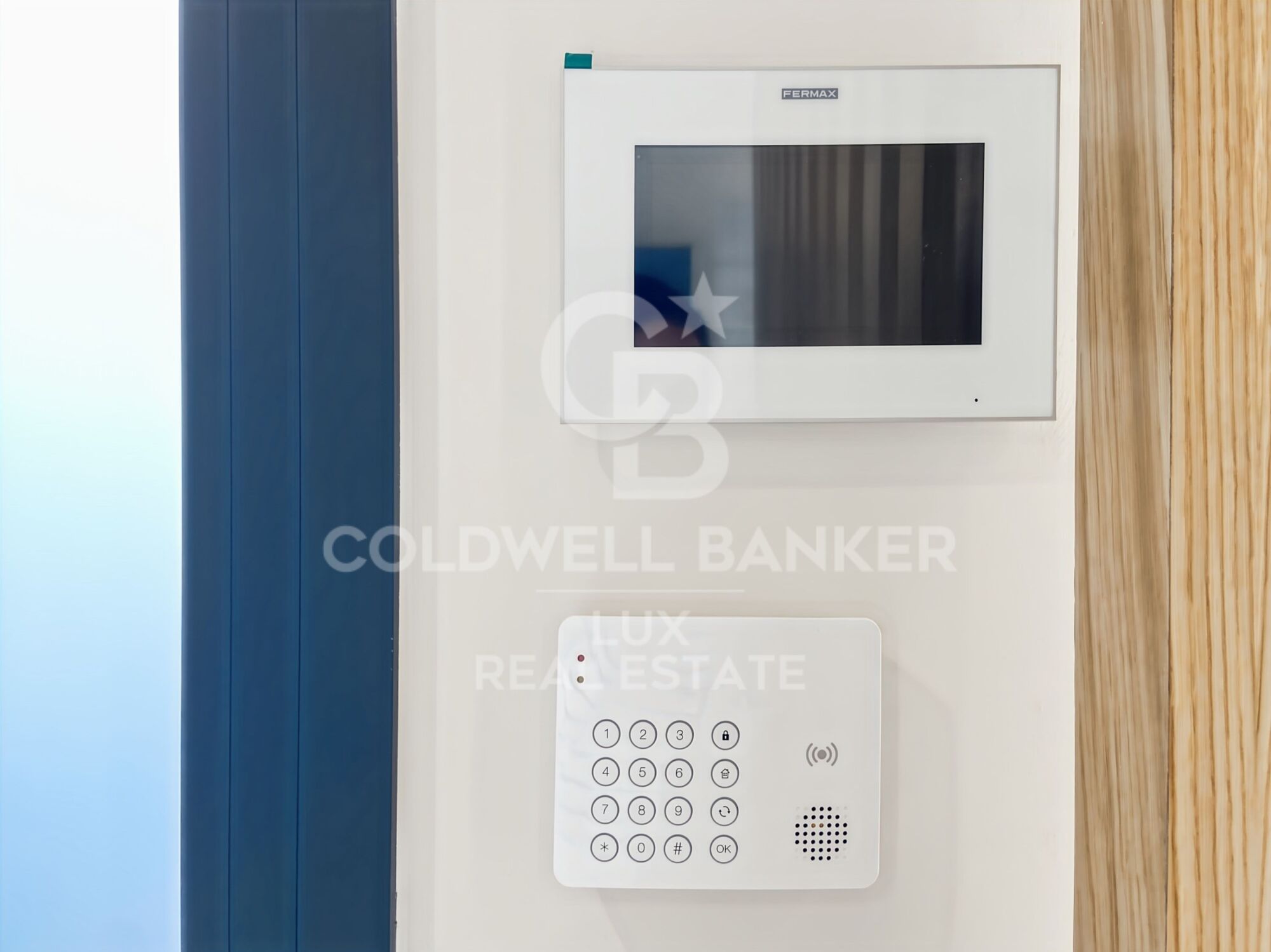 Maison neuve à étrenner à Roses, piscine, garage et jardin