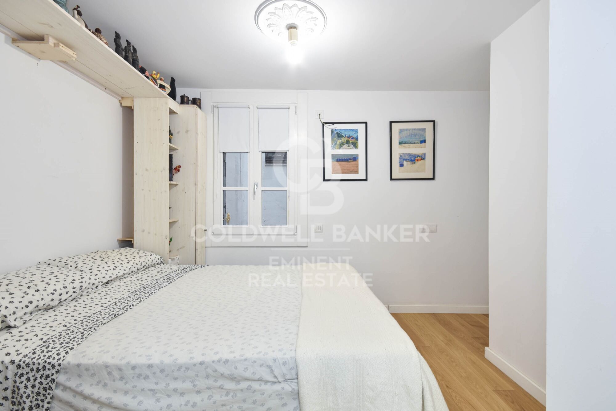 Ein historischer schatz im herzen von Barcelona, mauer der alten stadtmauer von Barcelona