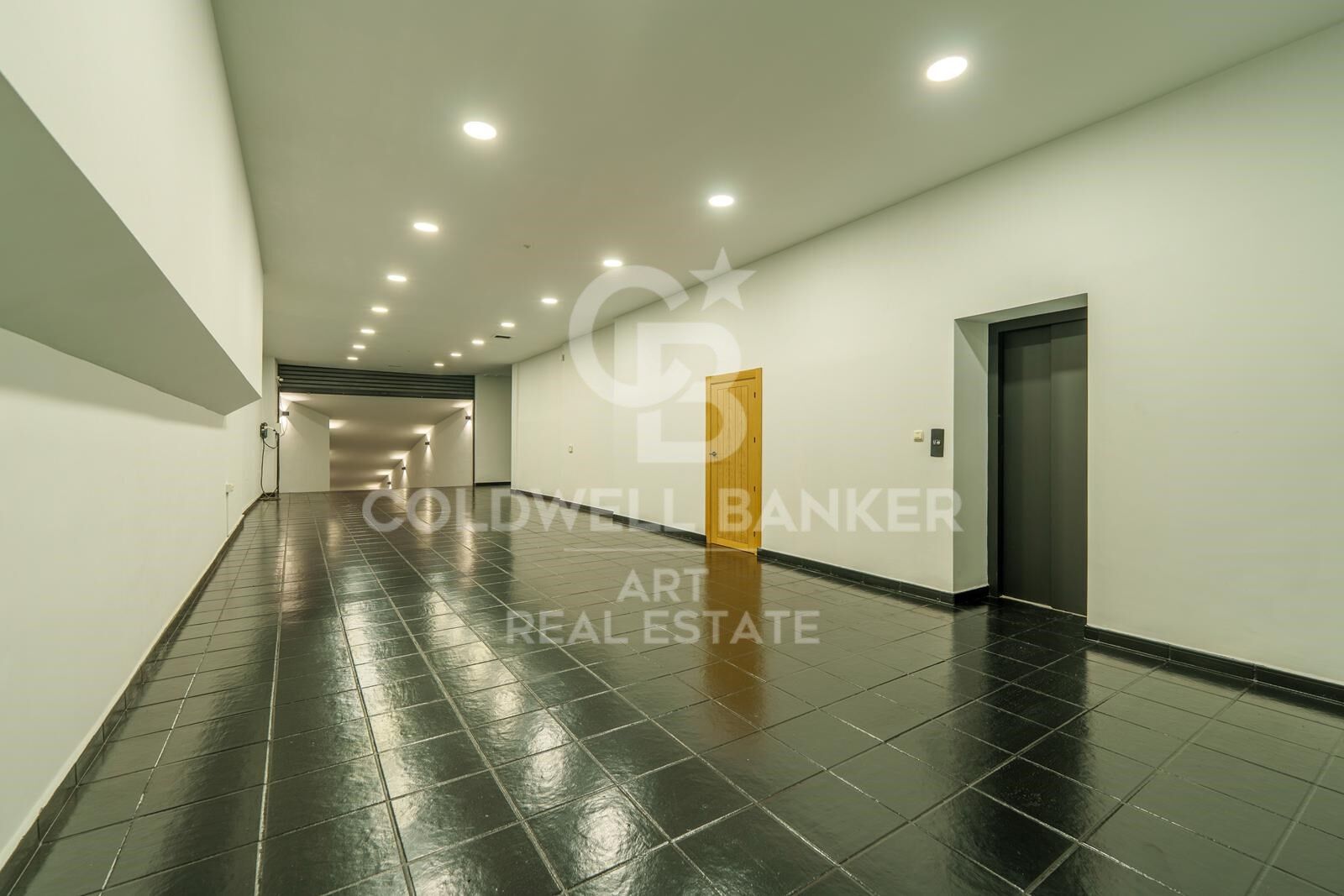 Impressive contemporary villa with panoramic views in Puerto Banús.