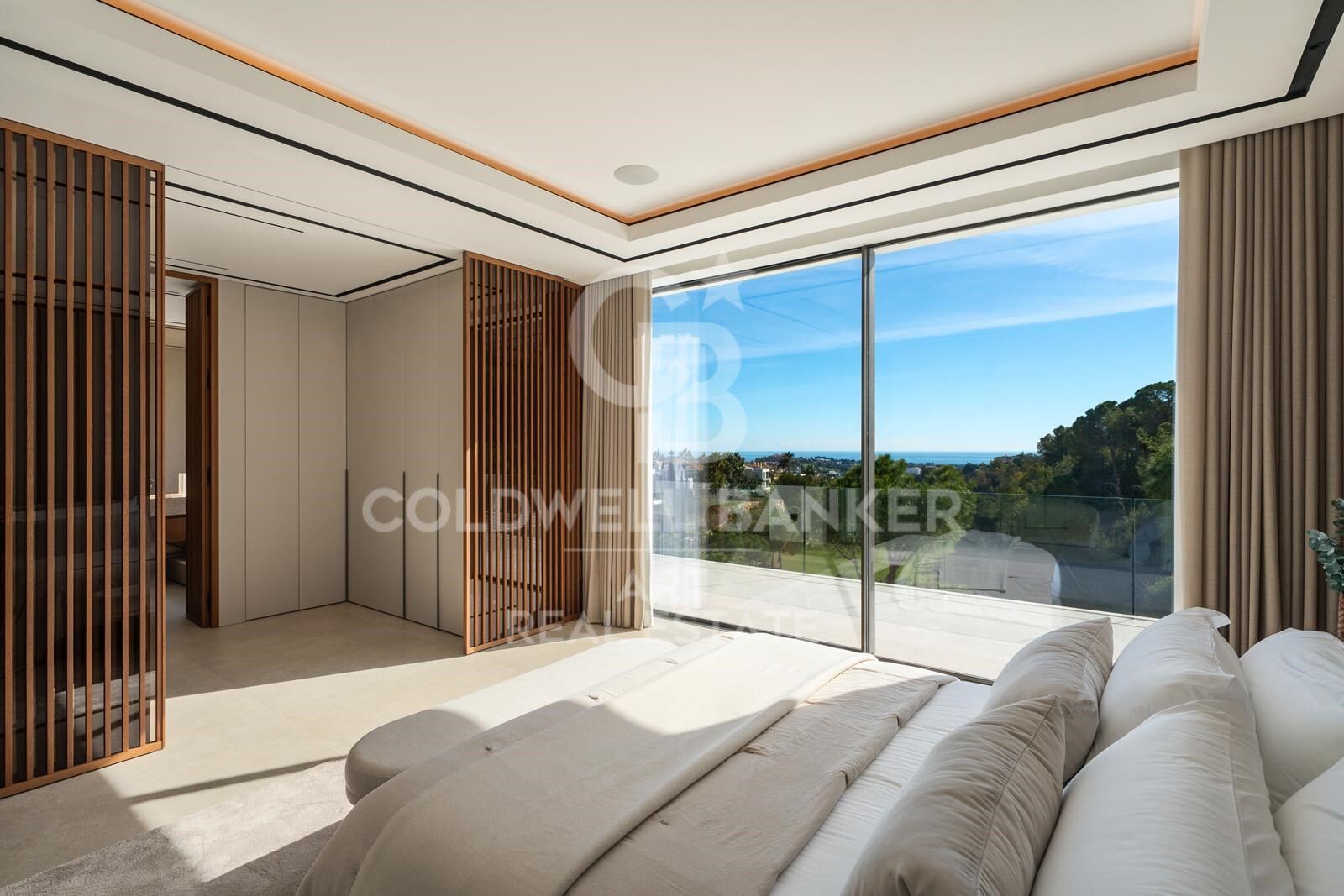 Espectacular villa en primera línea de golf en La Quinta, Benahavís