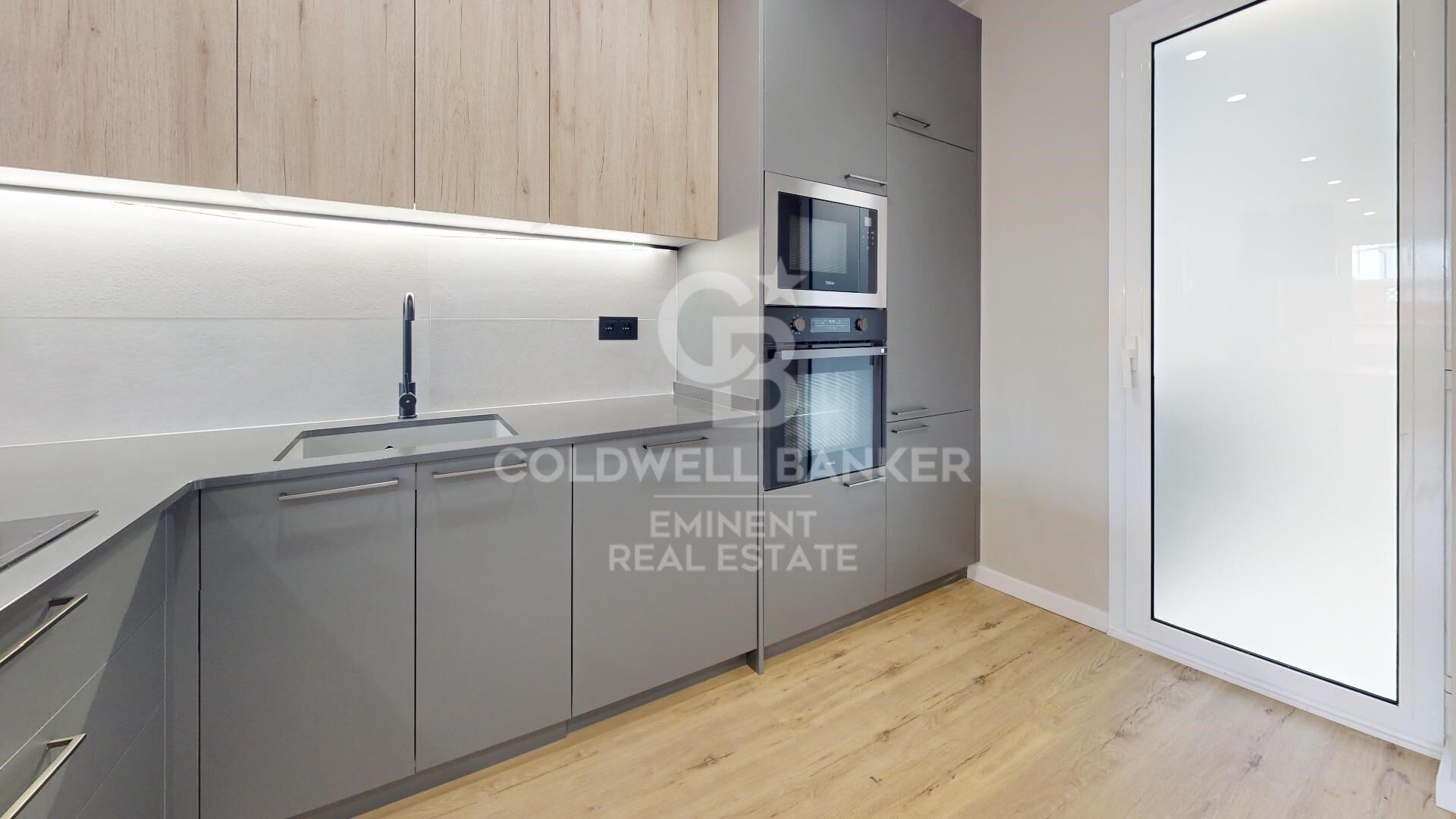 Piso completamente reformado a nuevo en Sants-Badal