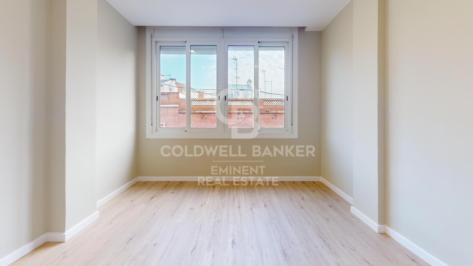 Piso completamente reformado a nuevo en Sants-Badal