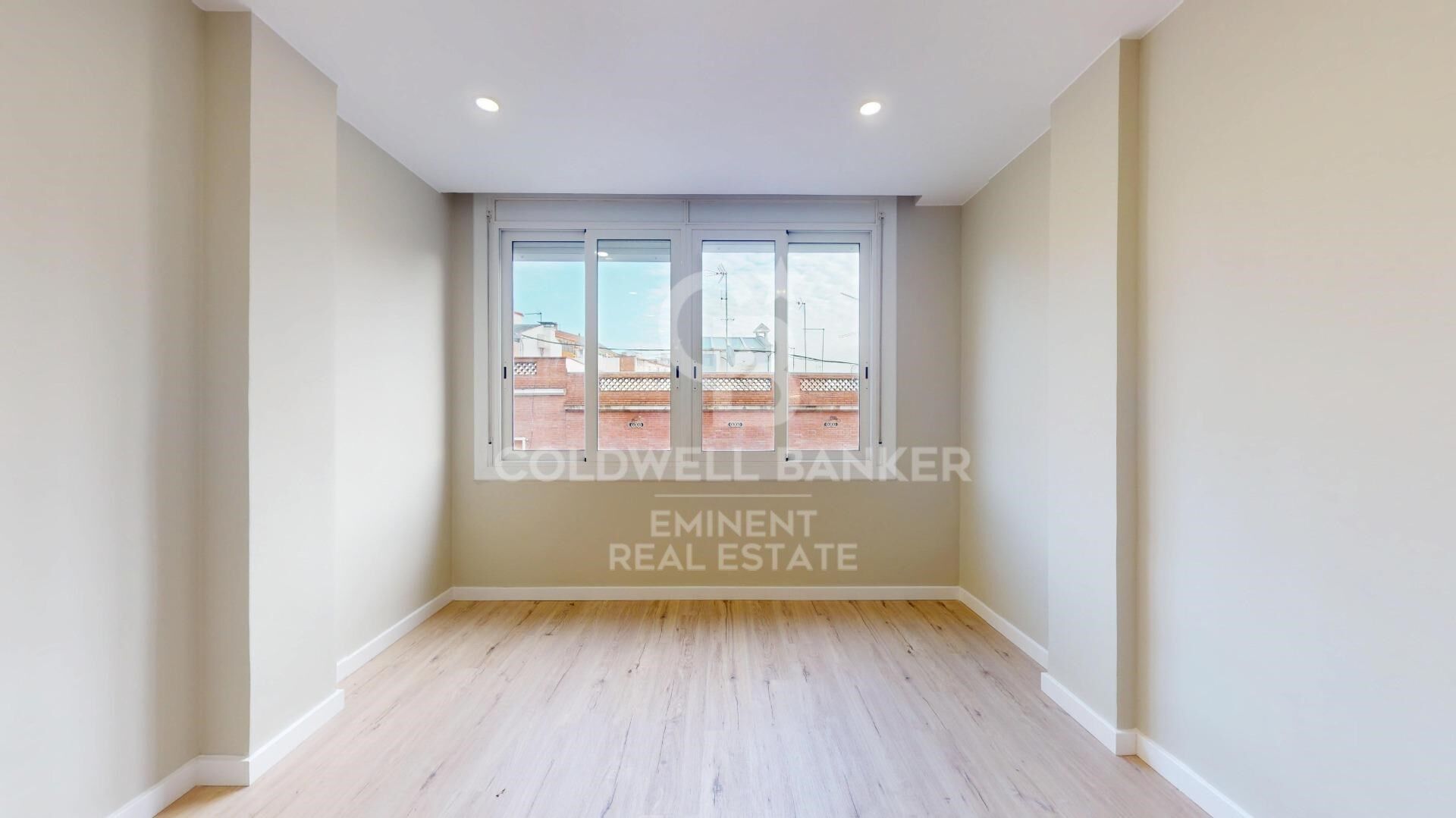 Piso completamente reformado a nuevo en Sants-Badal