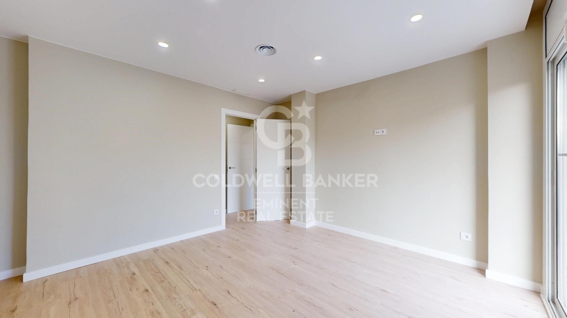 Piso completamente reformado a nuevo en Sants-Badal