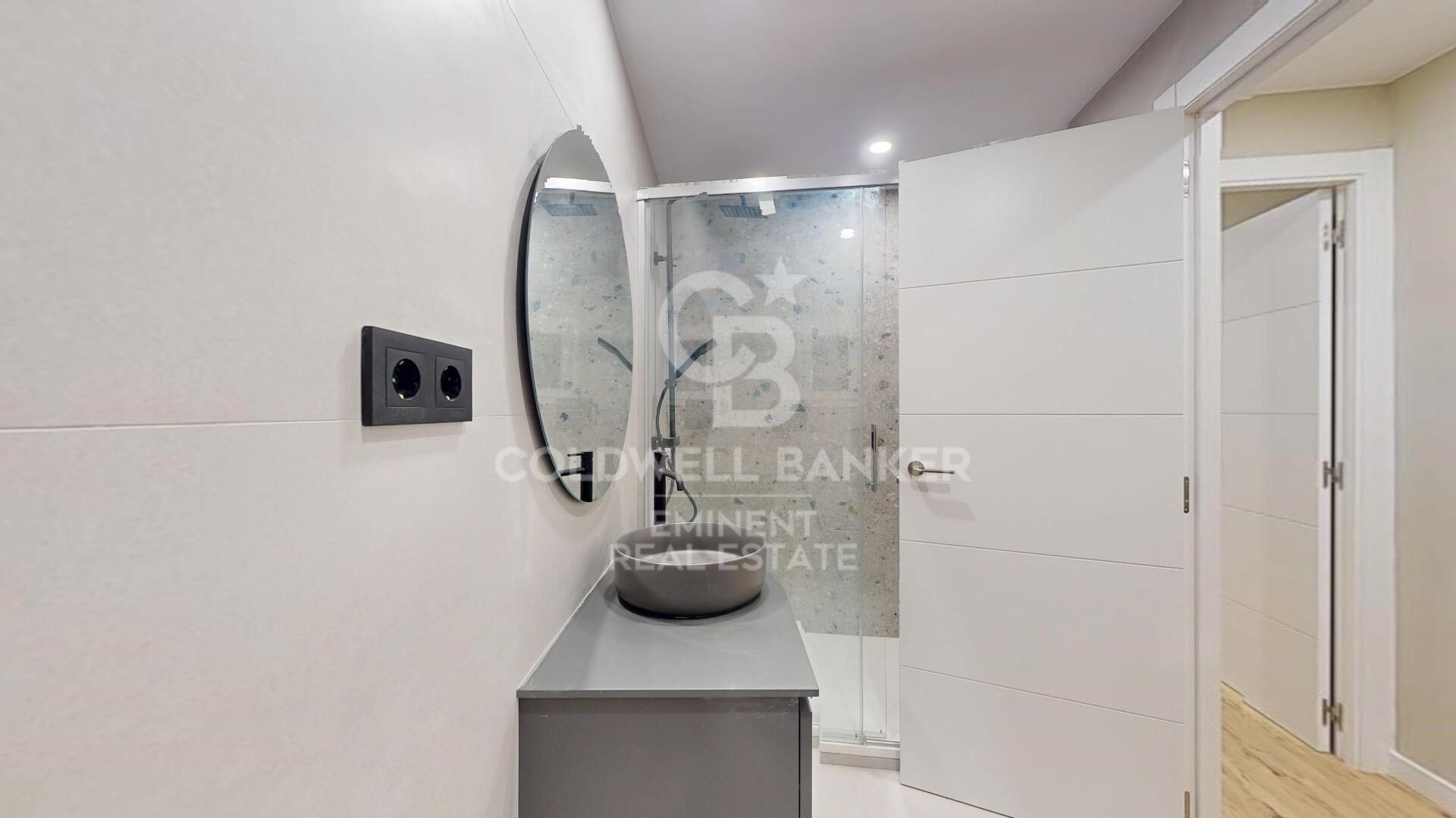 Piso completamente reformado a nuevo en Sants-Badal