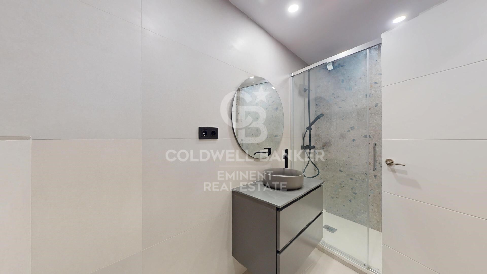 Piso completamente reformado a nuevo en Sants-Badal