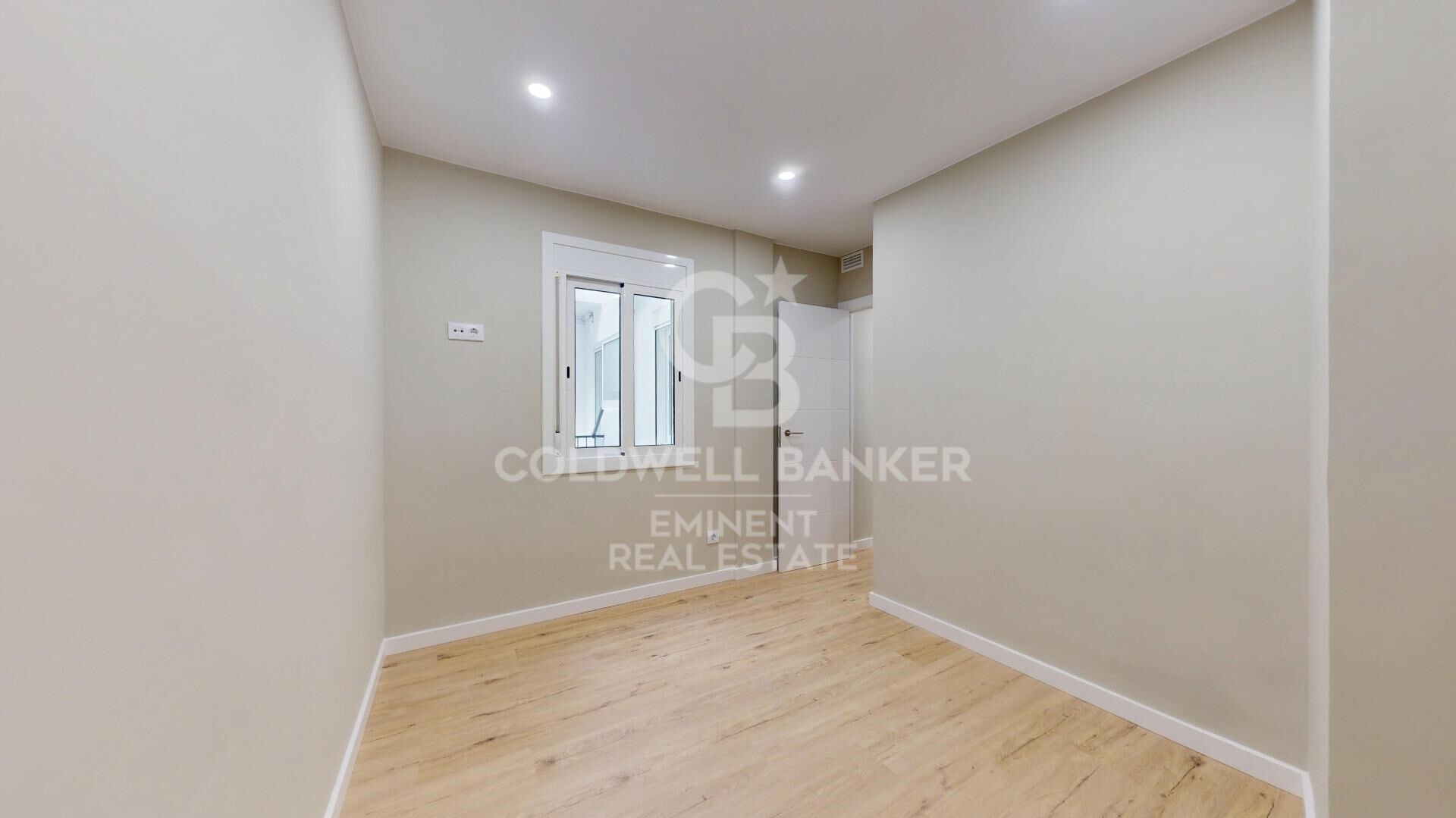 Piso completamente reformado a nuevo en Sants-Badal