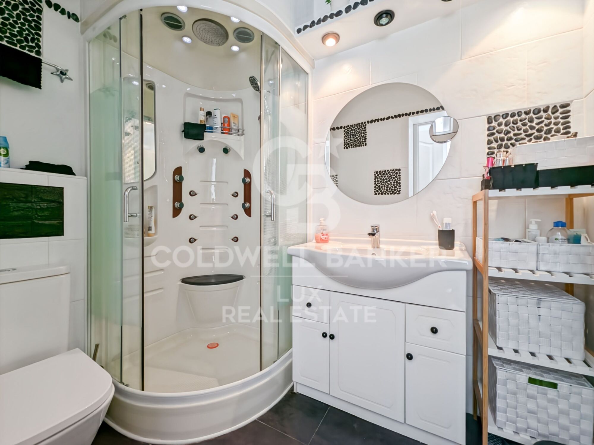 Maison à vendre à Roses, Canyelles : vue mer, piscine et garage privé