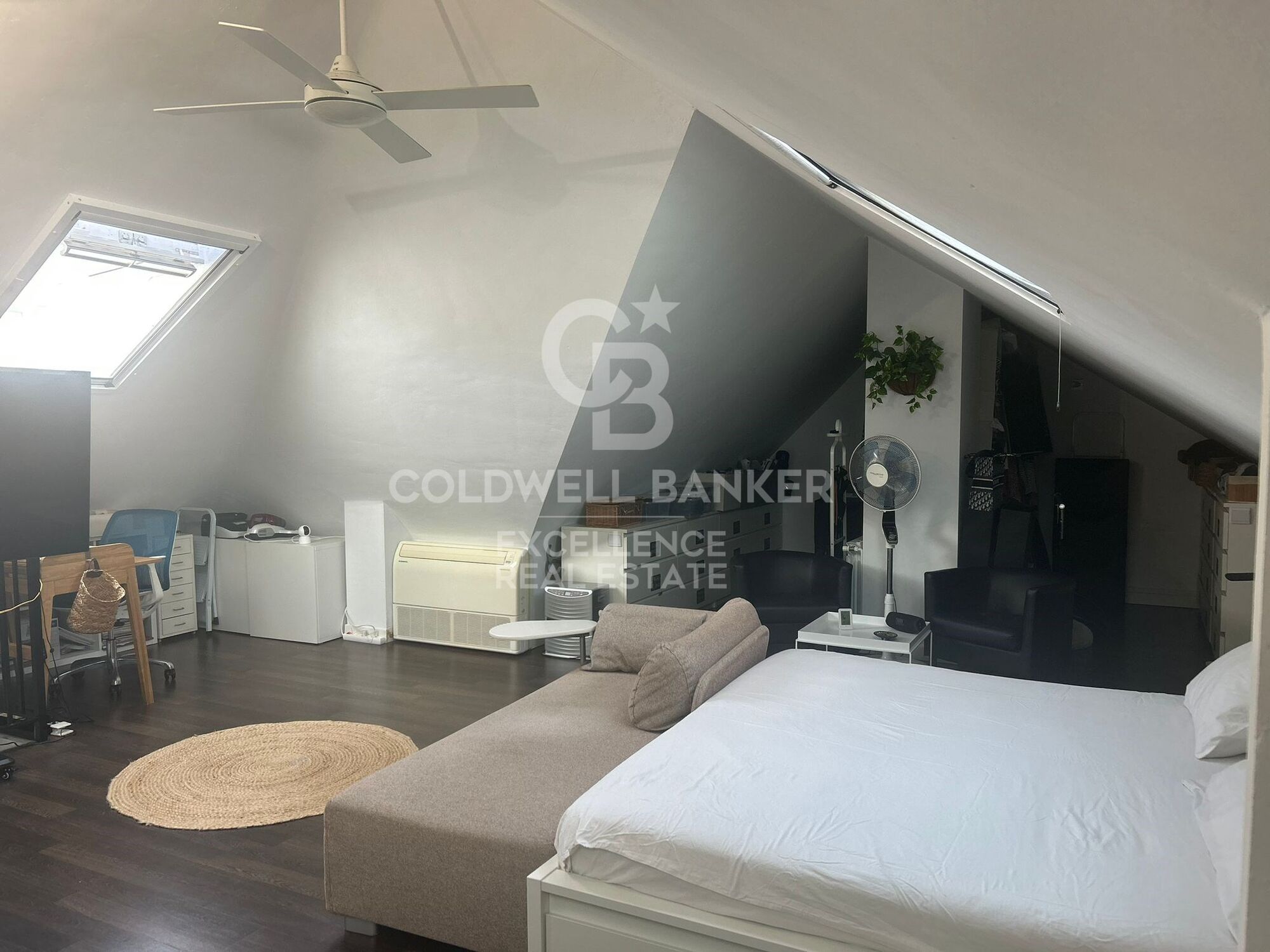 Precioso Ático Dúplex reformado en Serrería